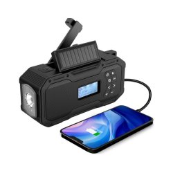 N�dradio med batteri, h�ndsving og lygte. FM og DAB radio