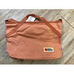Fjllrven Vardag crossbody skuldertaske